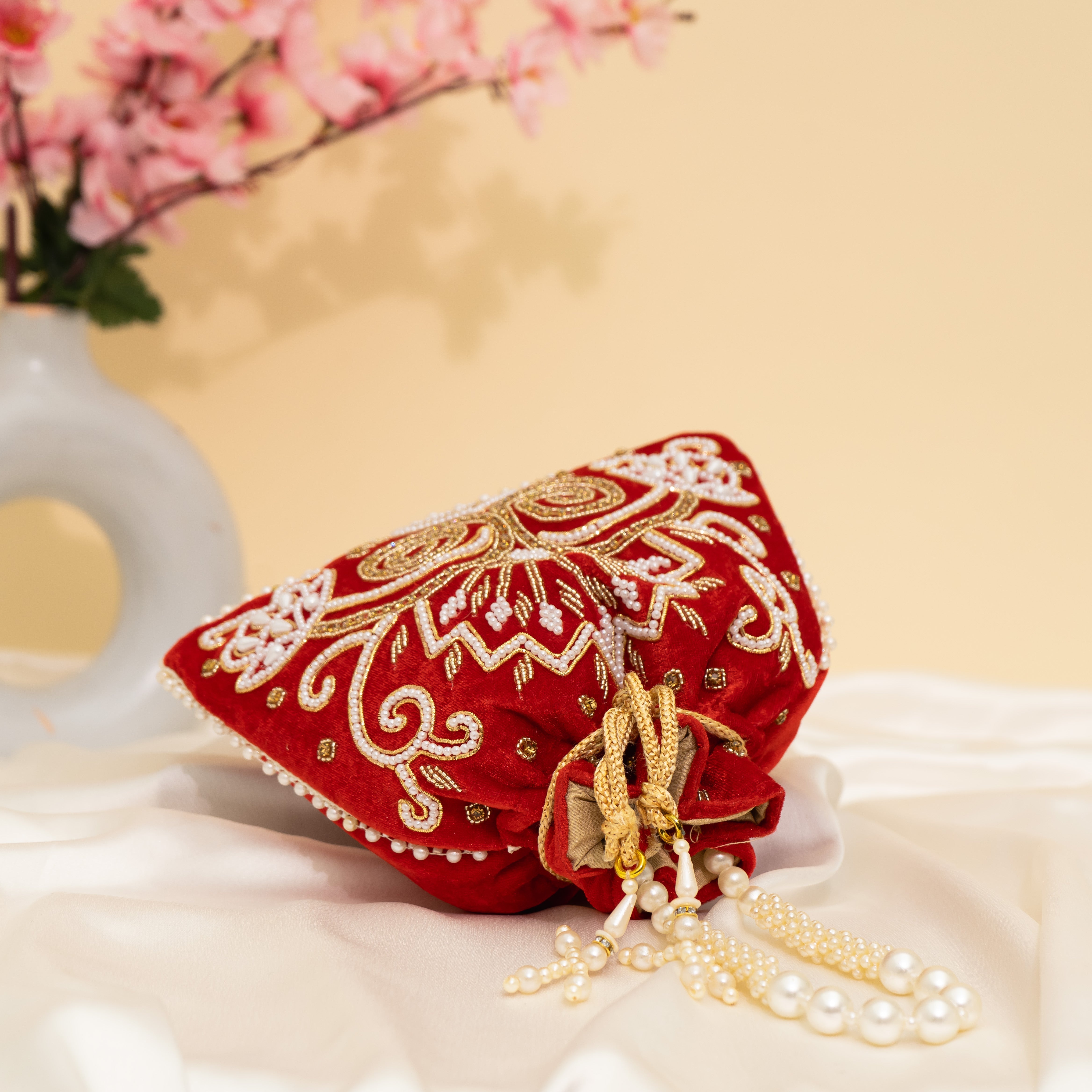 Pearlstone Radiance Potli