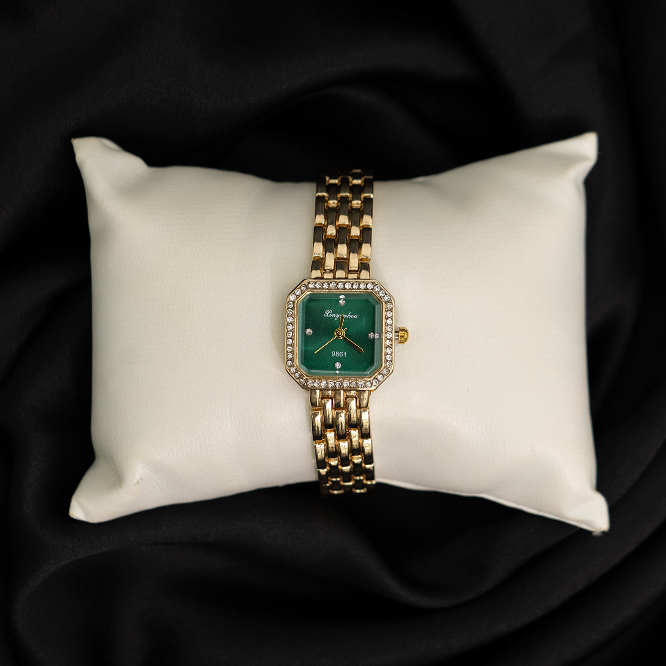 Velora Watch