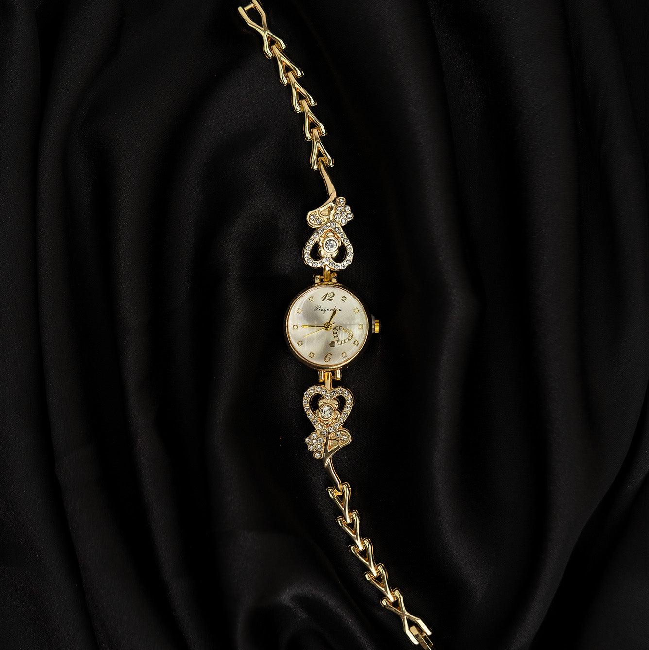 Lovelle Watch