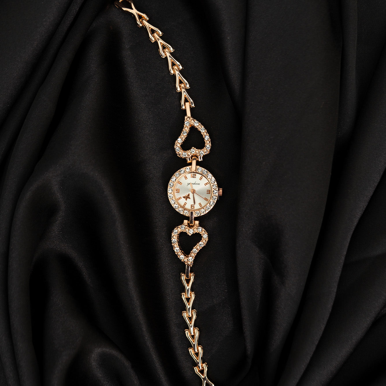 Cheriva Watch