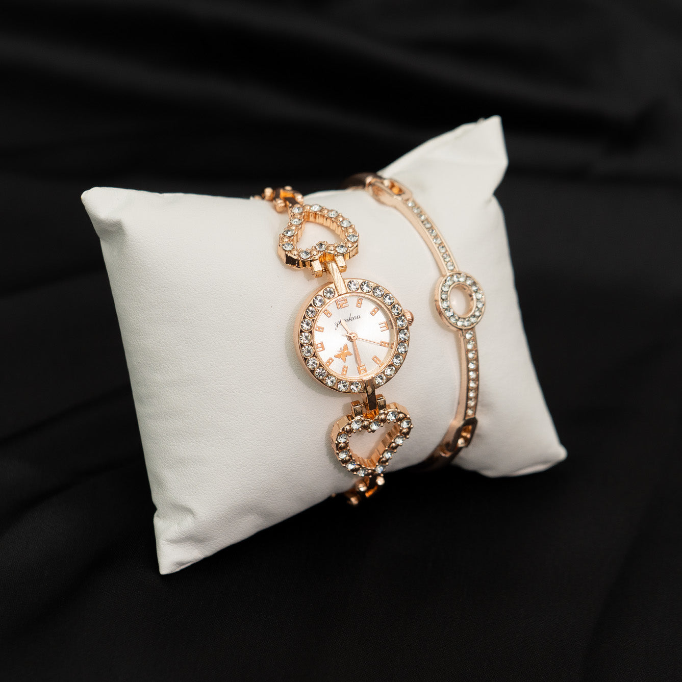 Cheriva Watch