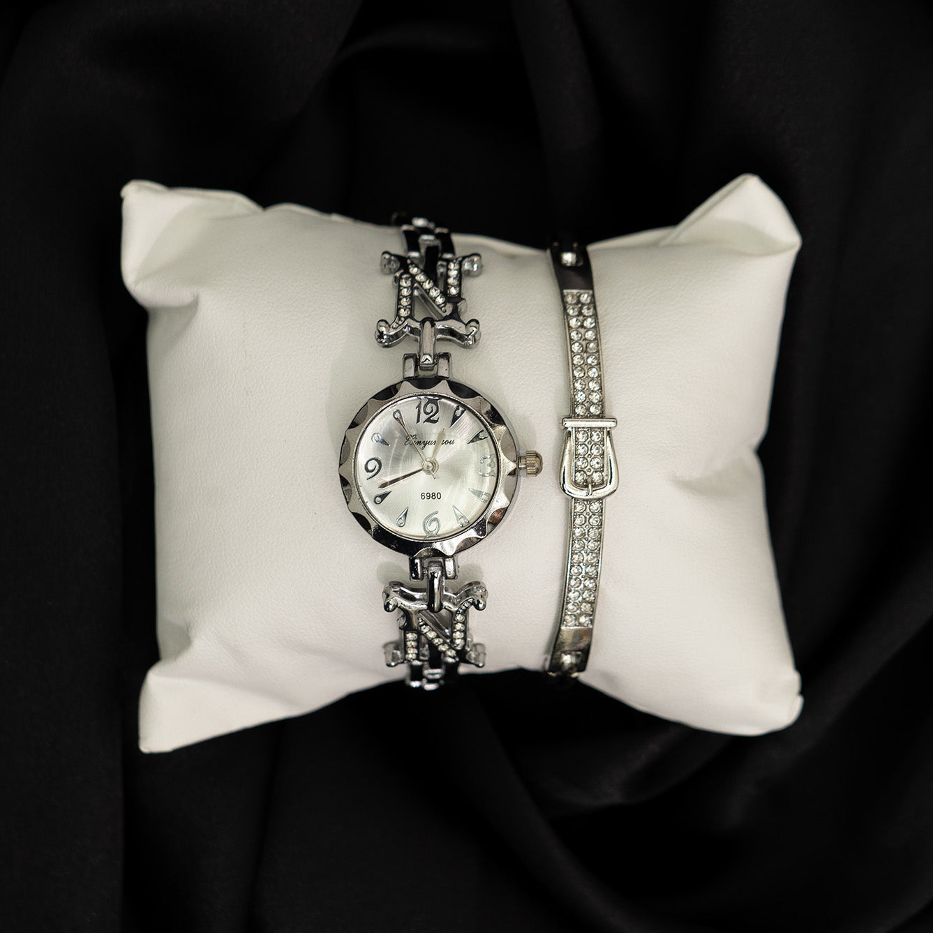 N-Link Circle Watch