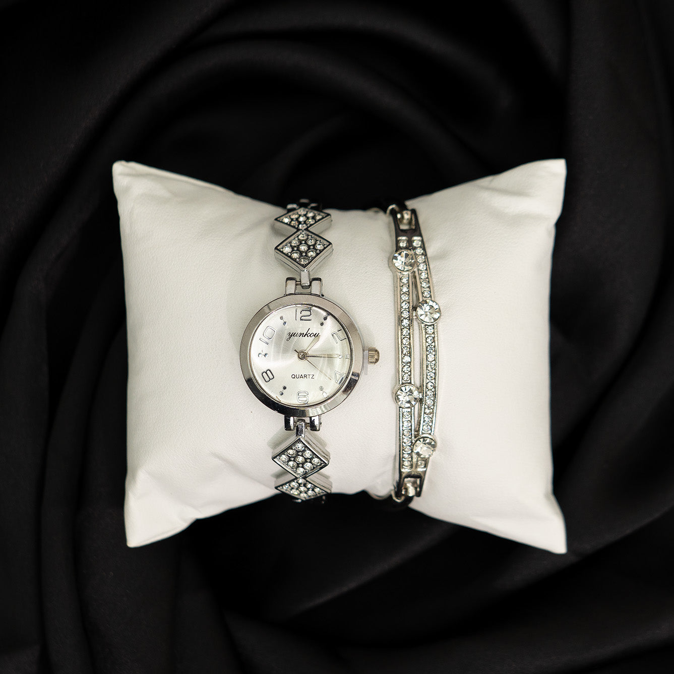 Quadrora Watch