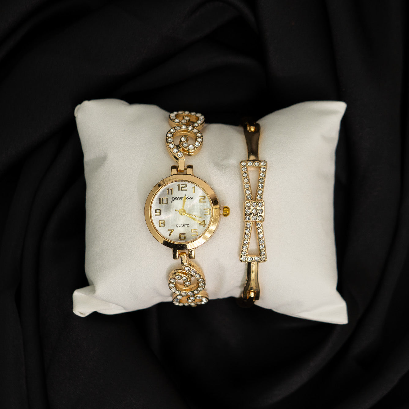 Roundora Watch