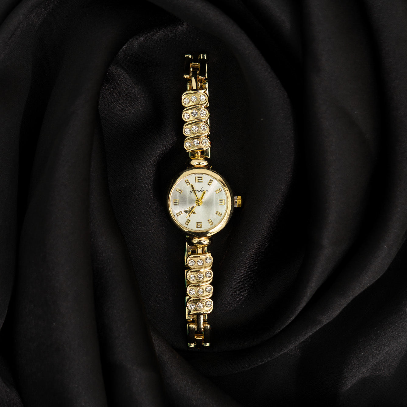 Eterna Watch
