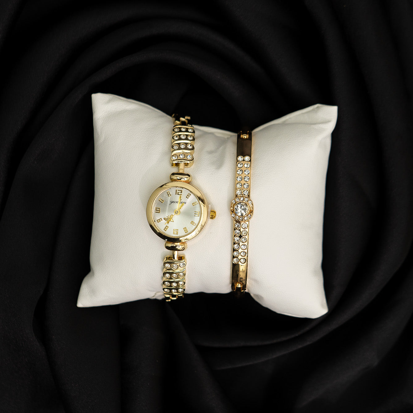 Eterna Watch