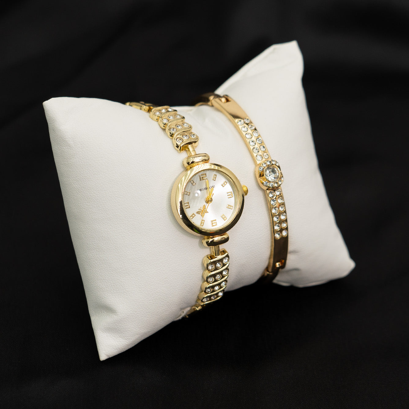 Eterna Watch