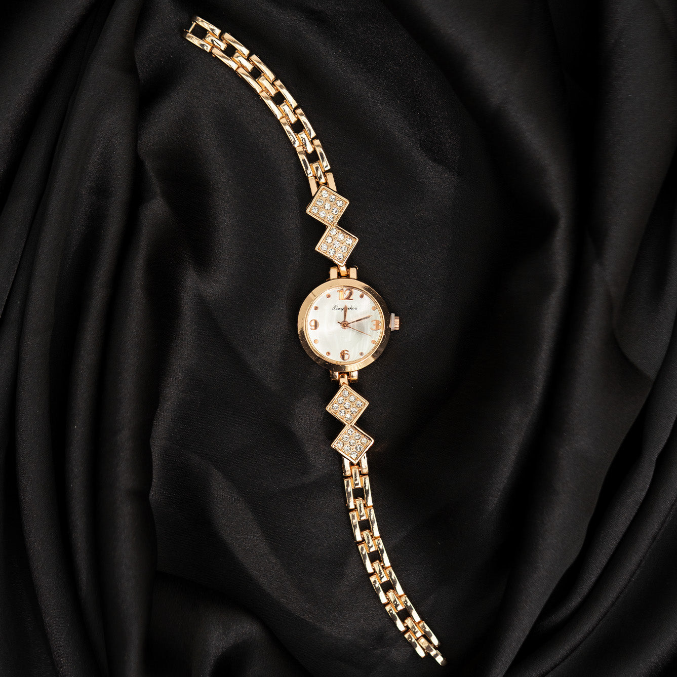 Quadrora Watch