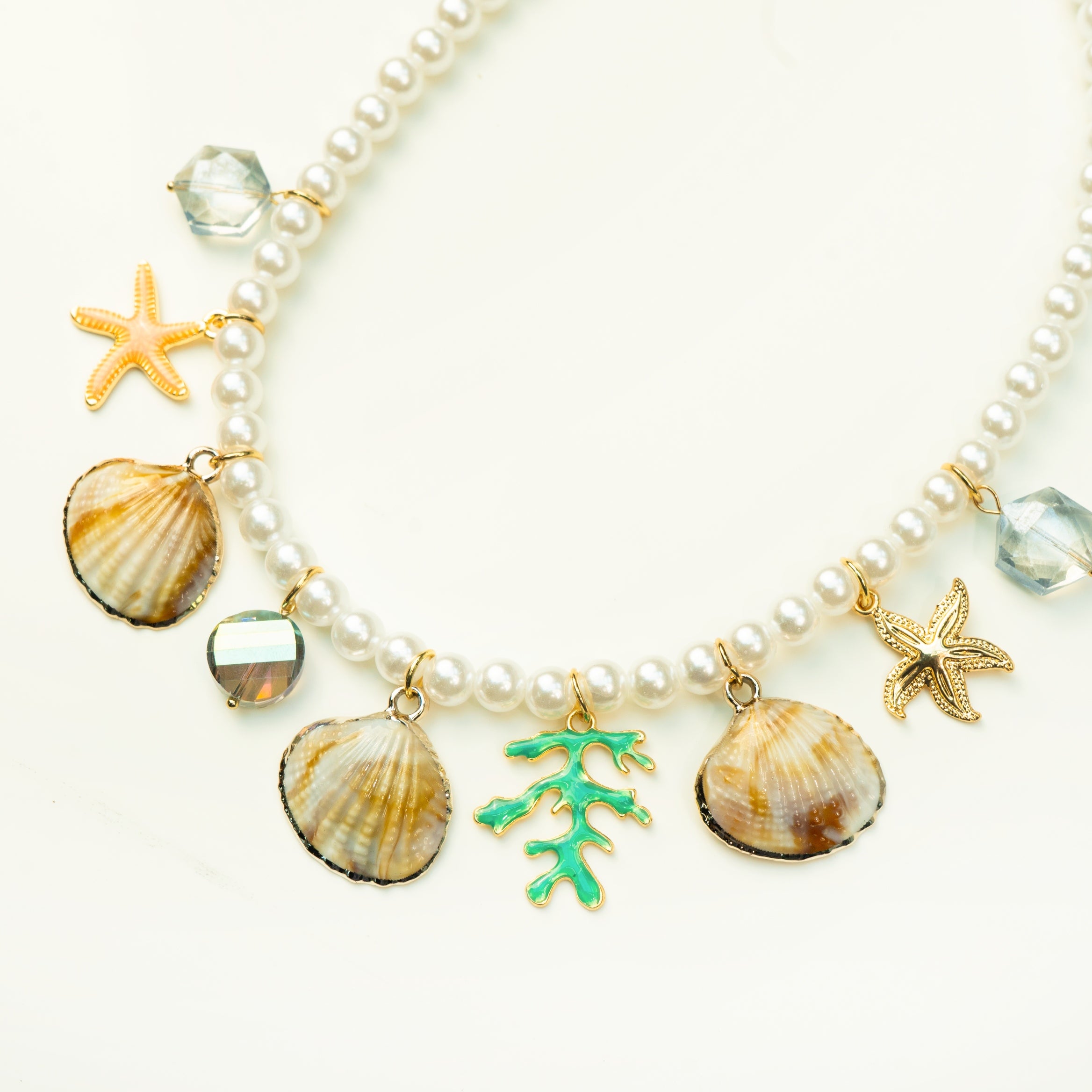 Facet Glow Necklace