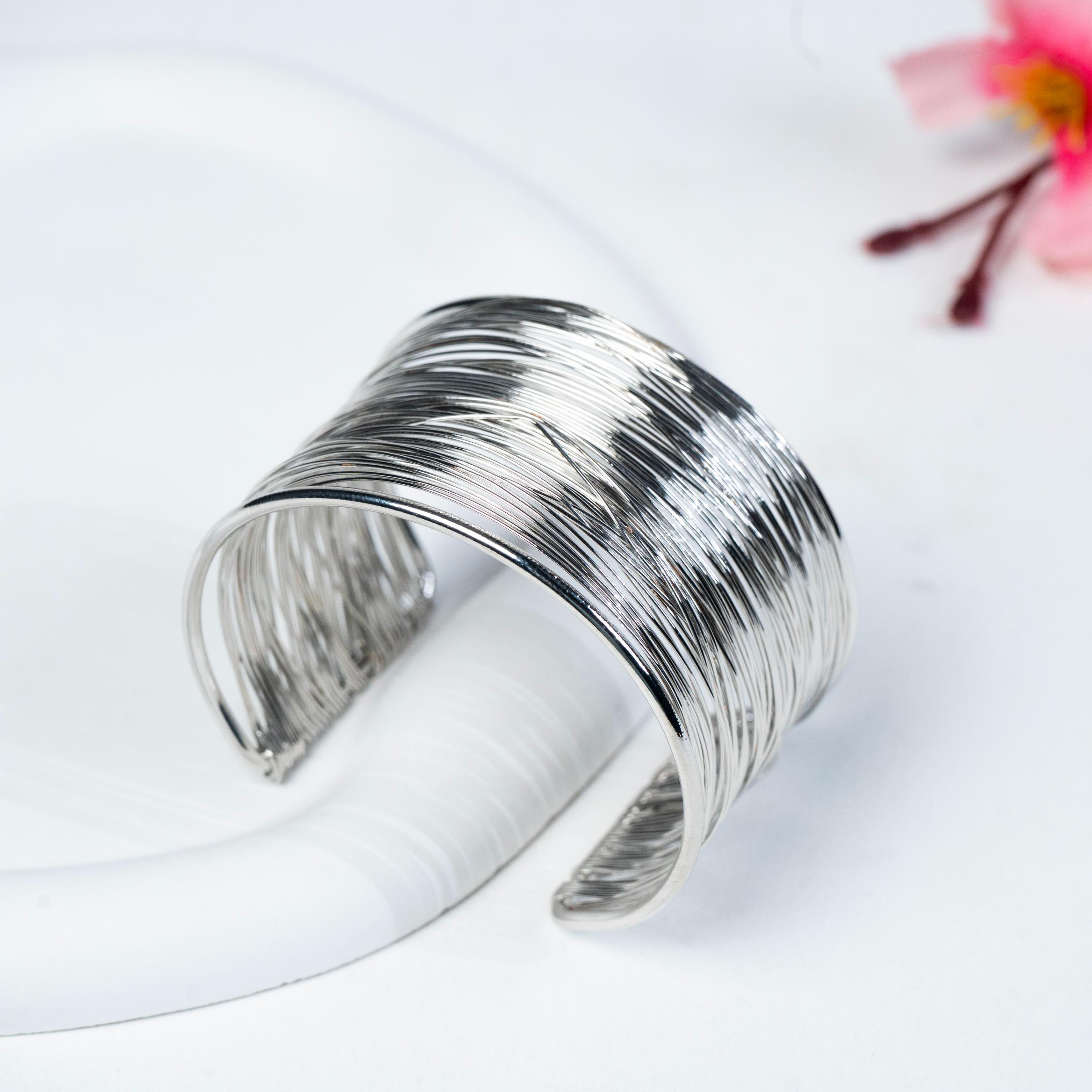 Lustre Wireform Kada